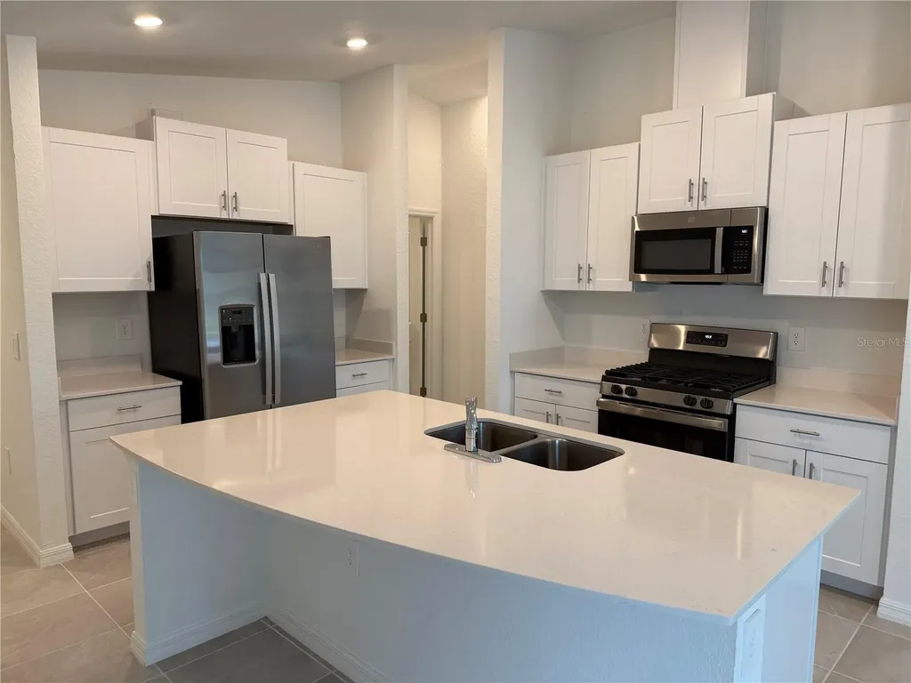 9196 Tequila Sunrise Drive Sarasota FL 34241
