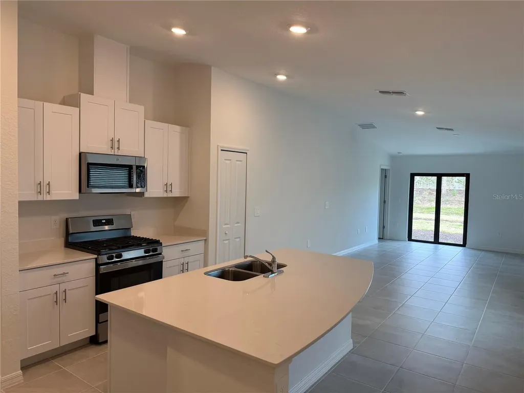 9196 Tequila Sunrise Drive Sarasota FL 34241