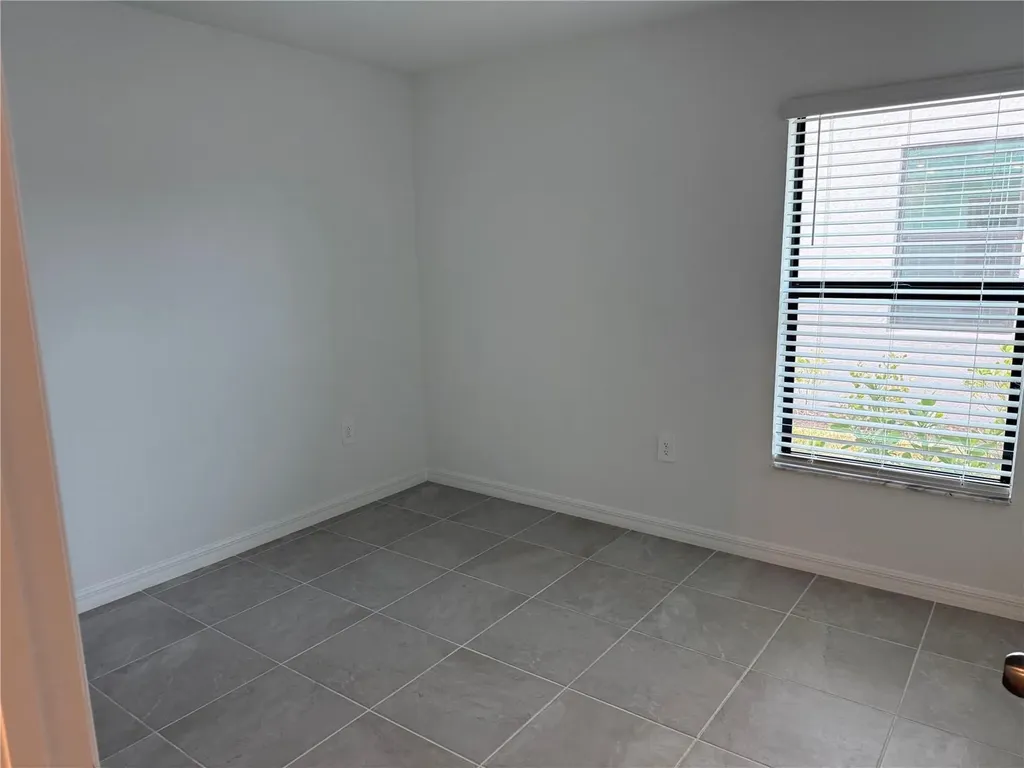 9196 Tequila Sunrise Drive Sarasota FL 34241
