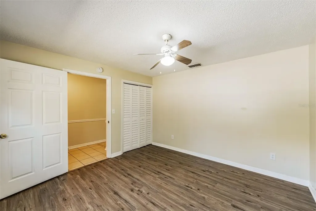9616 N Oklawaha Avenue Tampa FL 33617