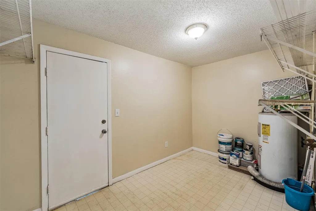 9616 N Oklawaha Avenue Tampa FL 33617