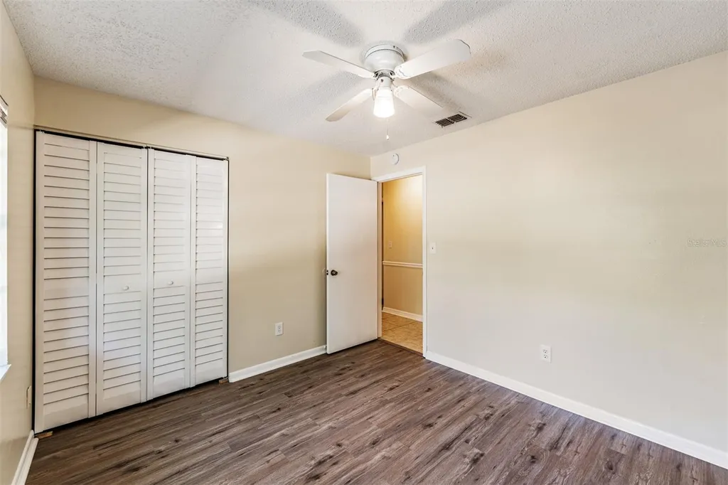 9616 N Oklawaha Avenue Tampa FL 33617