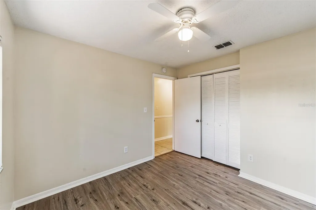 9616 N Oklawaha Avenue Tampa FL 33617