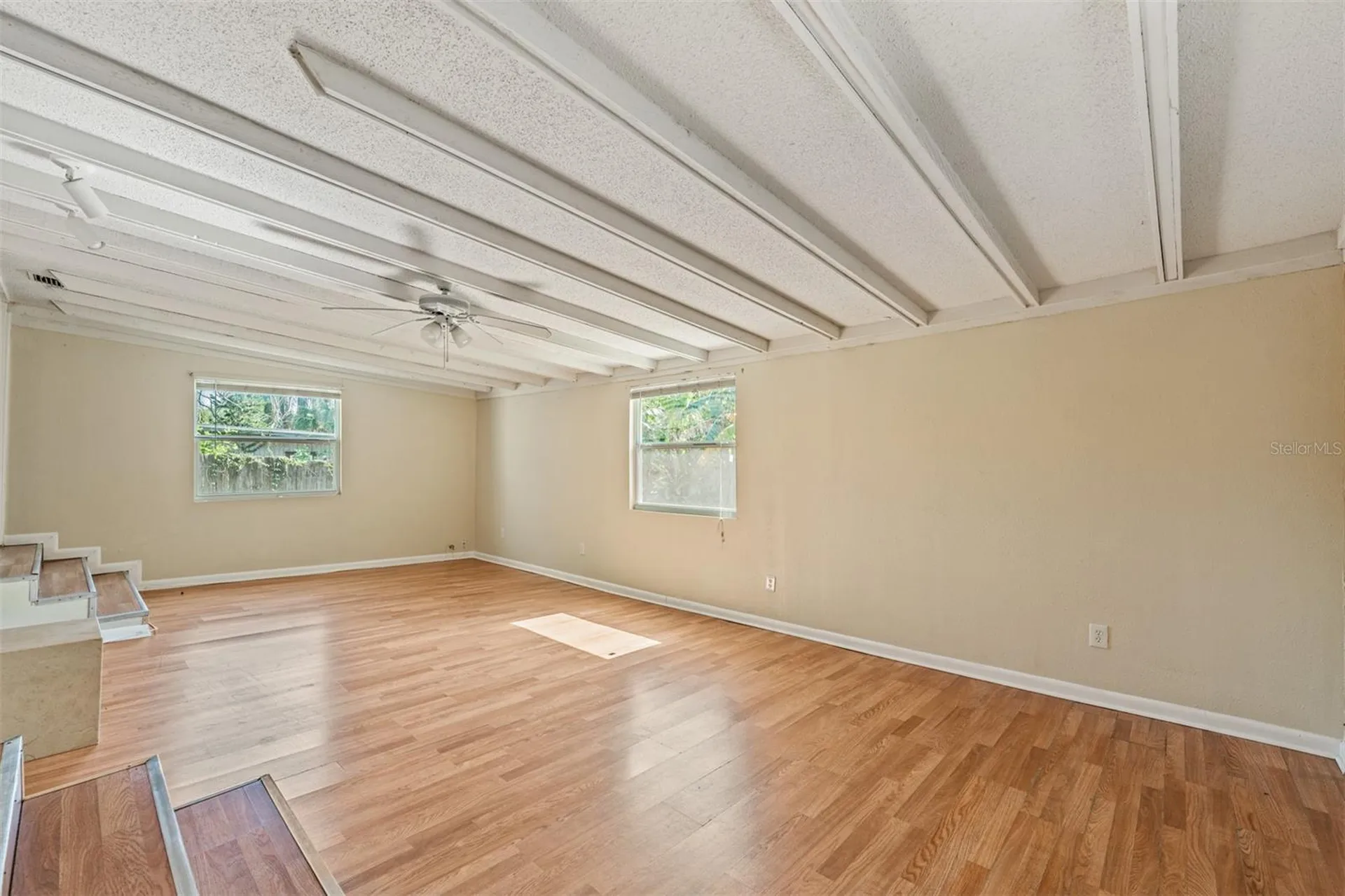 9616 N Oklawaha Avenue Tampa FL 33617