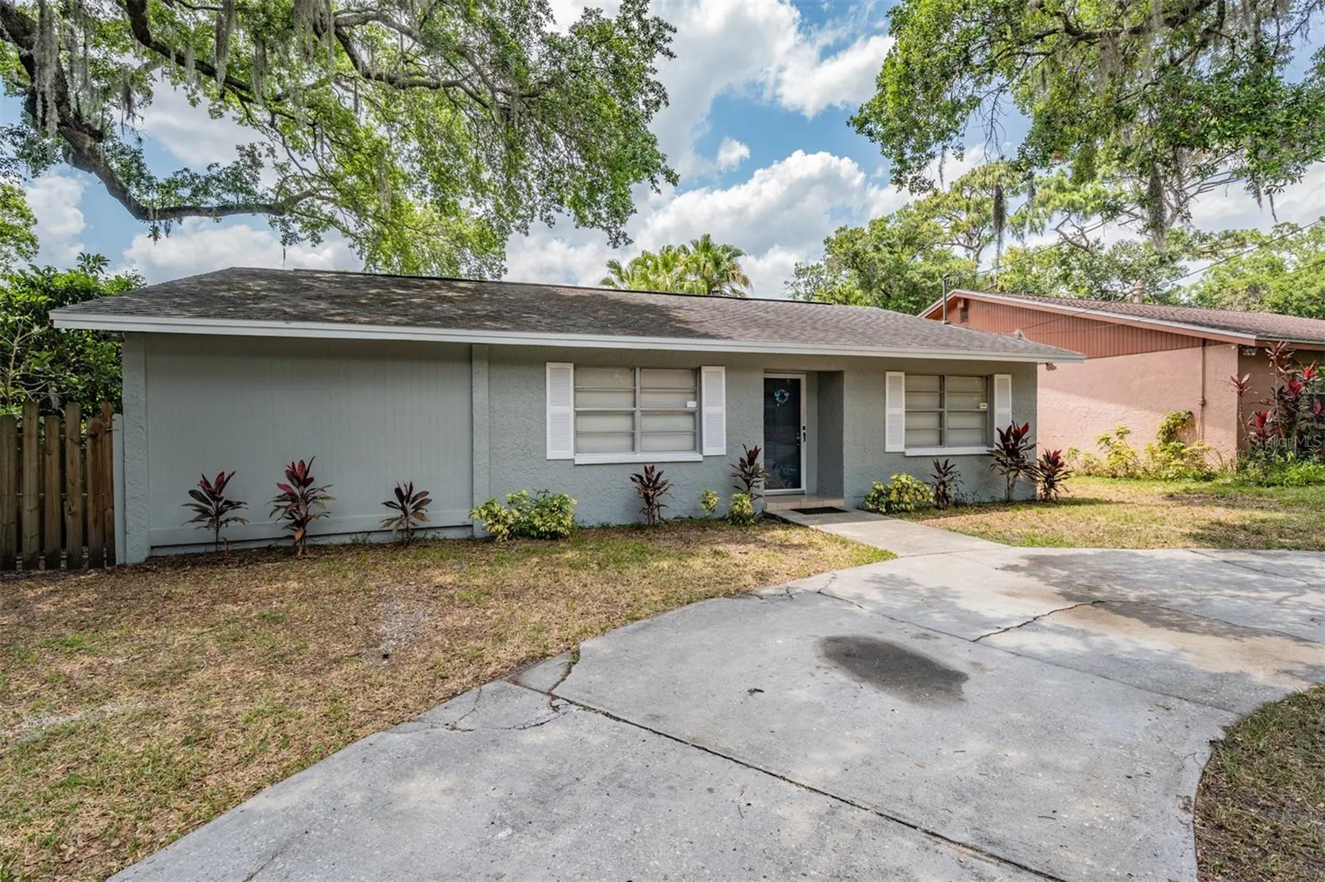 9616 N Oklawaha Avenue Tampa FL 33617