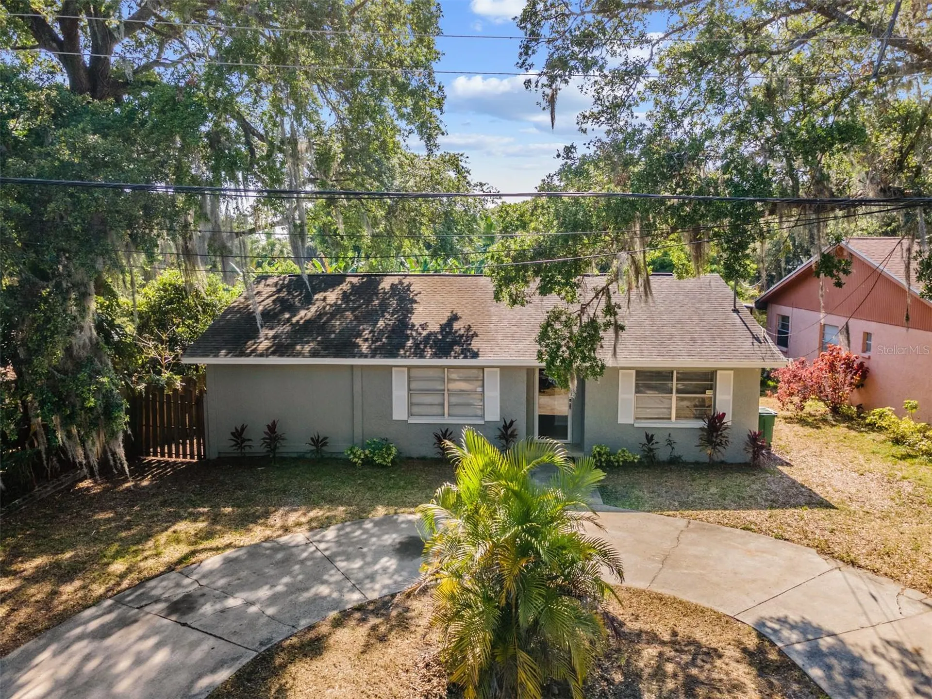 9616 N Oklawaha Avenue Tampa FL 33617