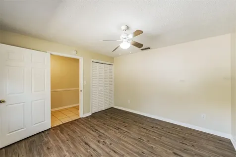 9616 N Oklawaha Avenue Tampa FL 33617
