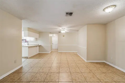 9616 N Oklawaha Avenue Tampa FL 33617