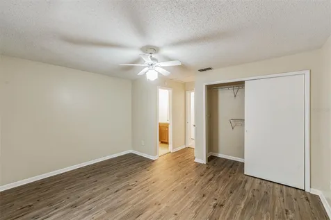 9616 N Oklawaha Avenue Tampa FL 33617