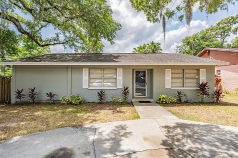 9616 N Oklawaha Avenue Tampa FL 33617