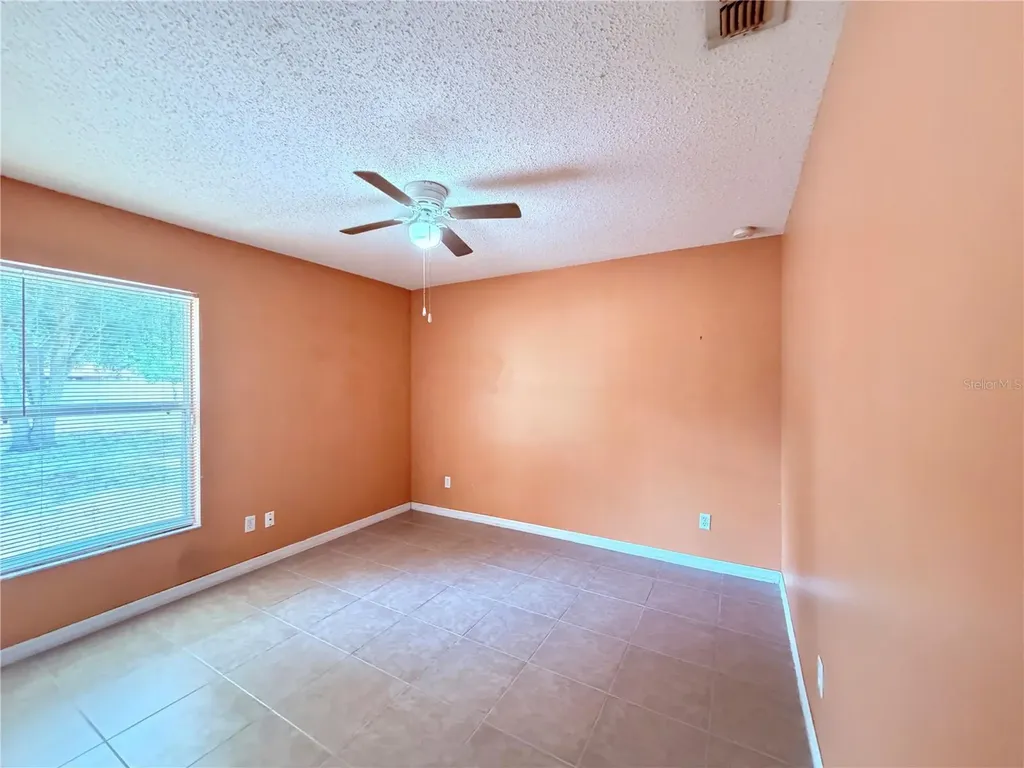1104 Stratton Avenue Groveland FL 34736