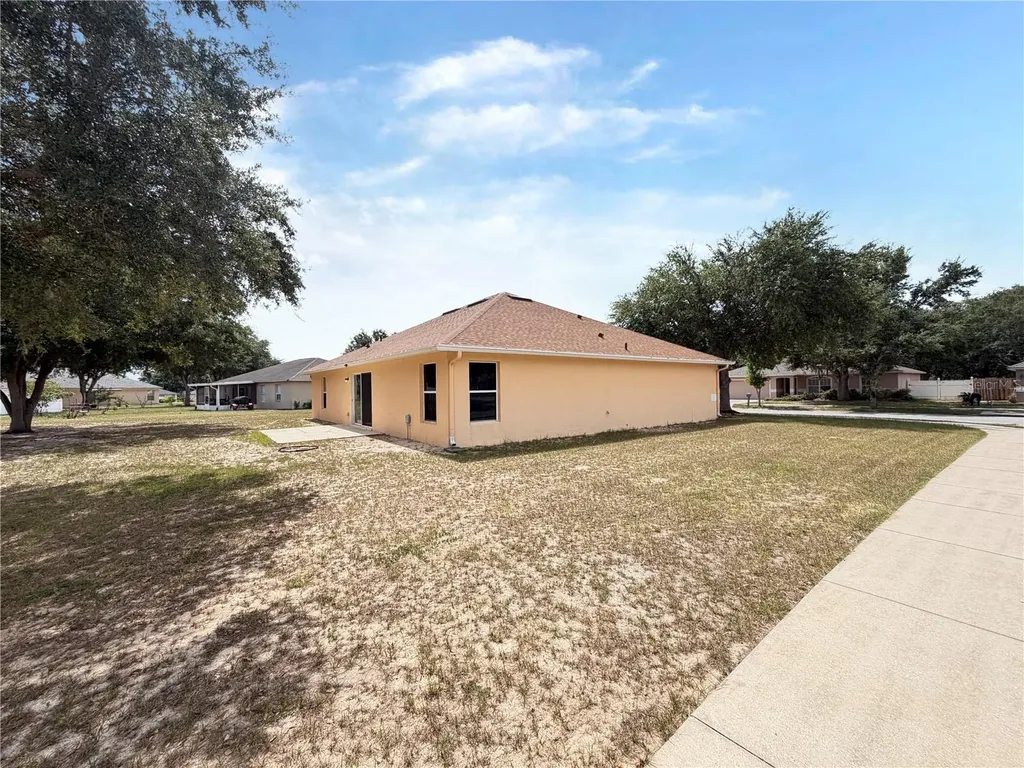 1104 Stratton Avenue Groveland FL 34736