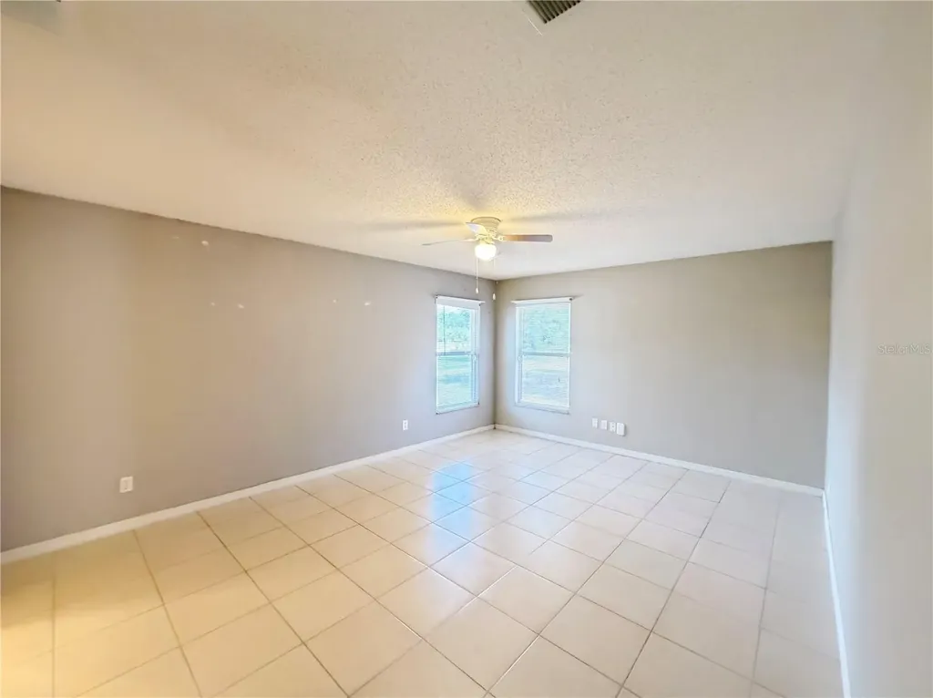 1104 Stratton Avenue Groveland FL 34736