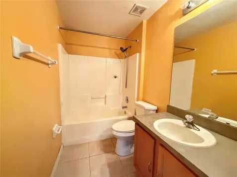 1104 Stratton Avenue Groveland FL 34736