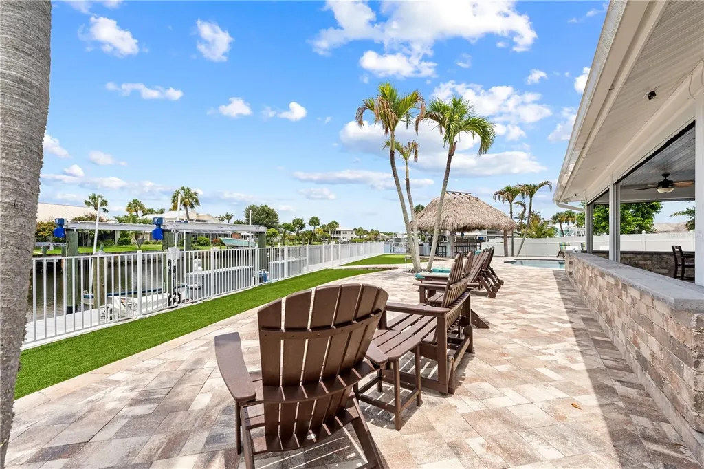 123 Queen Ann Court Hutchinson Island FL 34949