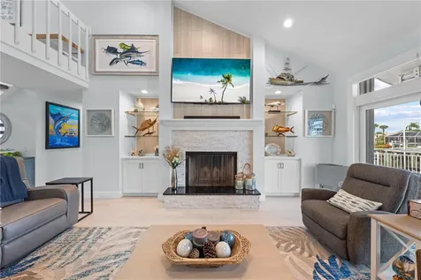 123 Queen Ann Court Hutchinson Island FL 34949