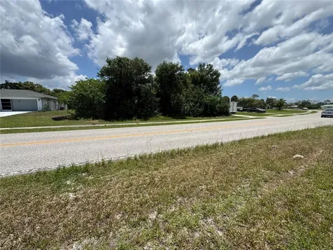9798 Gulfstream Boulevard Englewood FL 34224