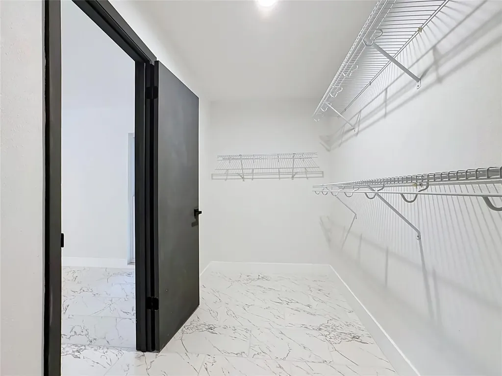 4256 King Richard Lane Sarasota FL 34232