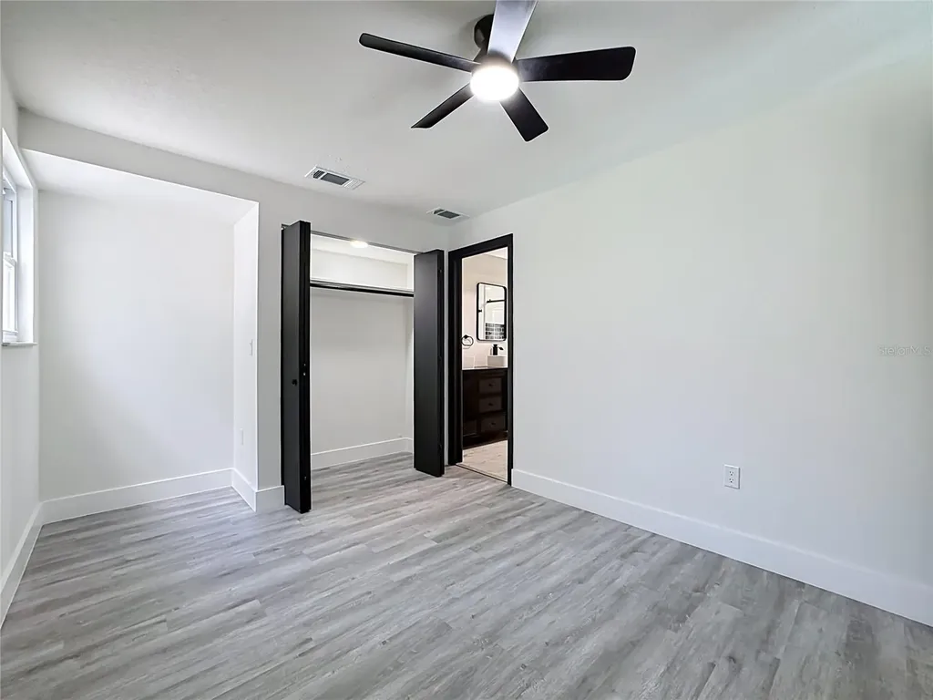 4256 King Richard Lane Sarasota FL 34232