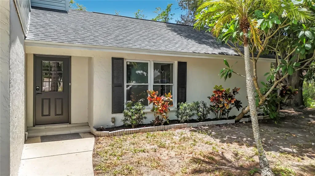 4256 King Richard Lane Sarasota FL 34232