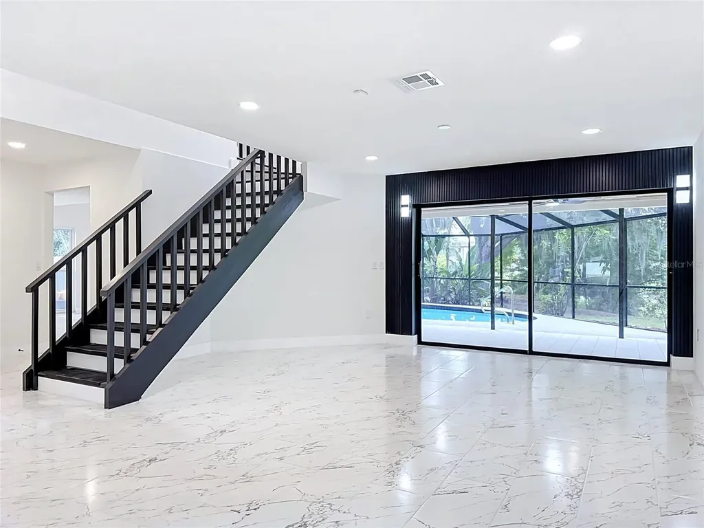 4256 King Richard Lane Sarasota FL 34232