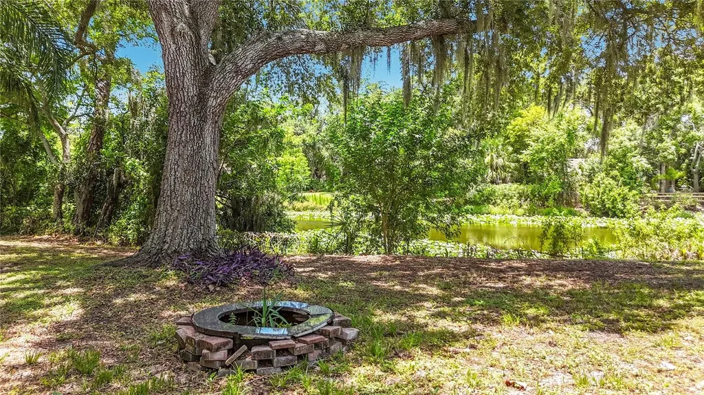 4256 King Richard Lane Sarasota FL 34232