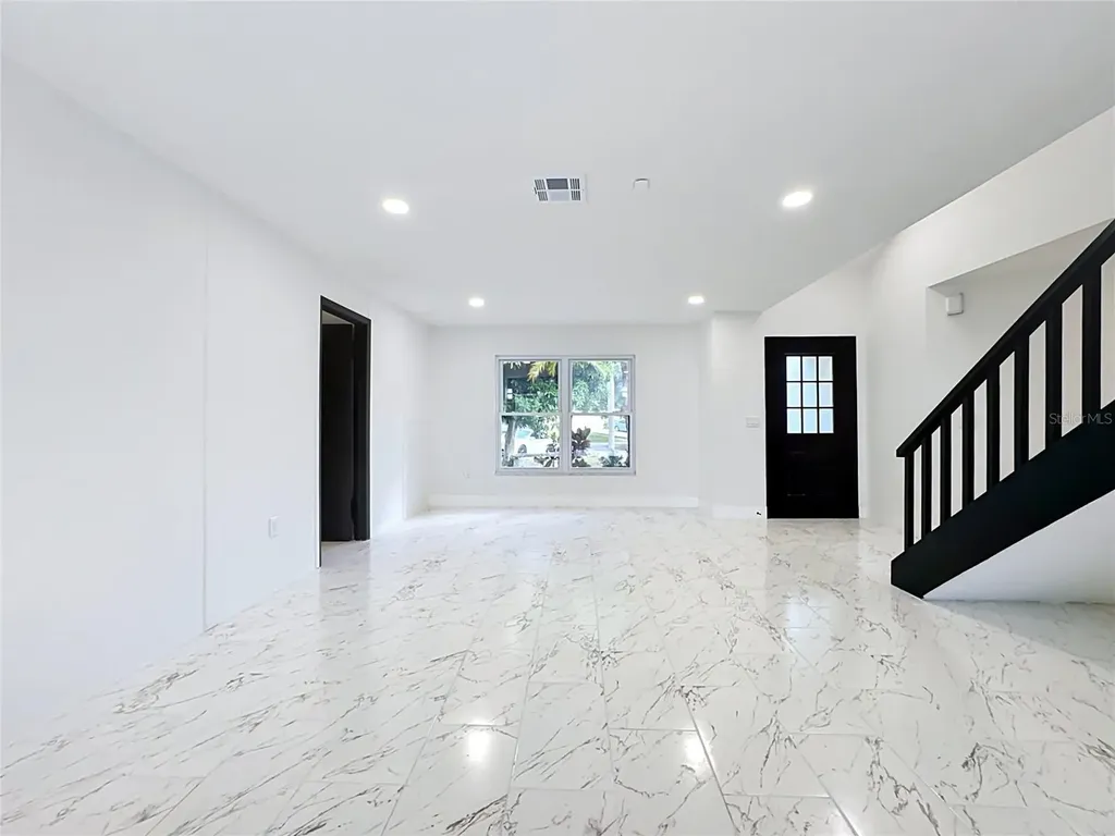 4256 King Richard Lane Sarasota FL 34232