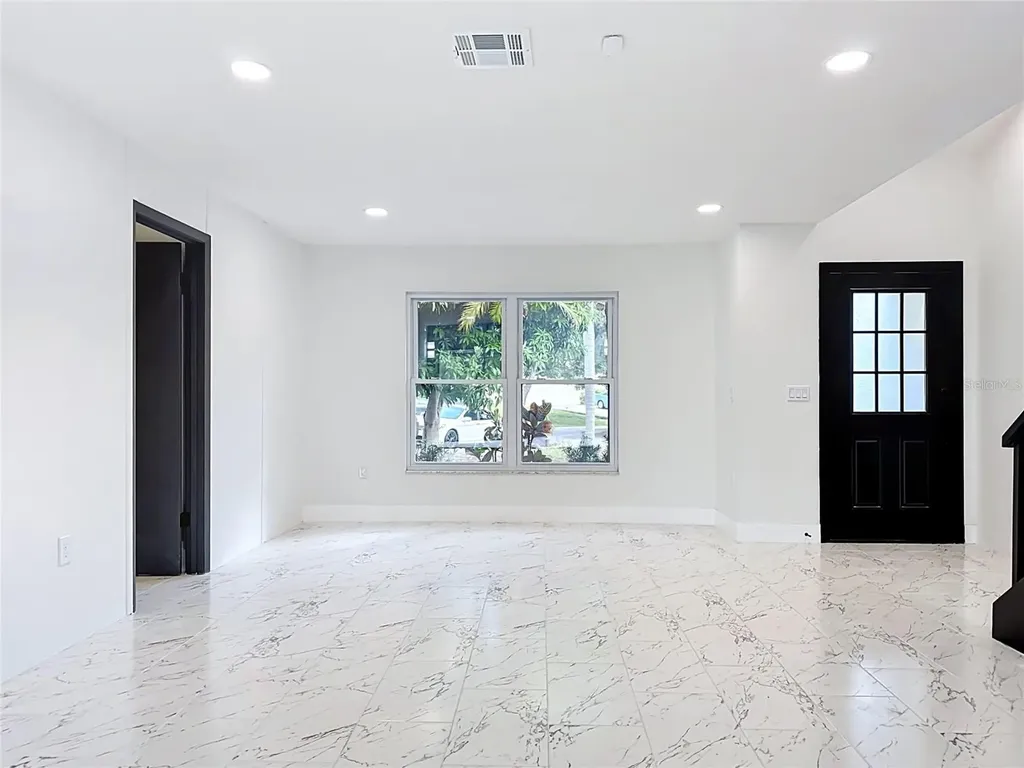 4256 King Richard Lane Sarasota FL 34232
