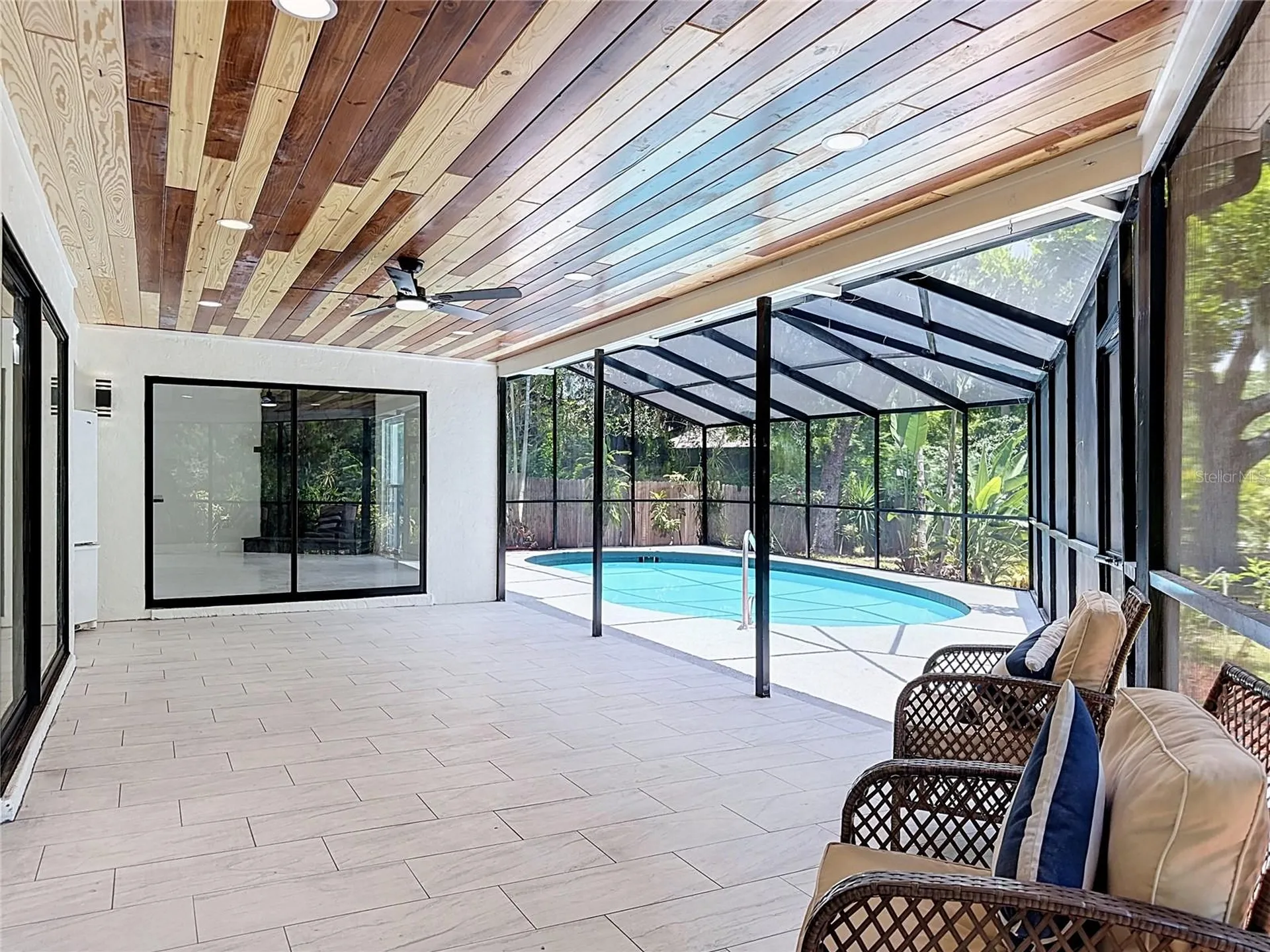 4256 King Richard Lane Sarasota FL 34232