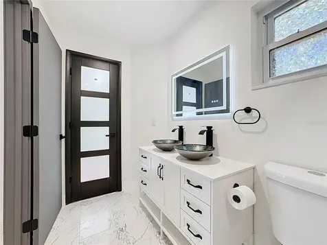 4256 King Richard Lane Sarasota FL 34232
