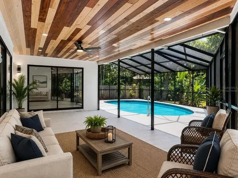 4256 King Richard Lane Sarasota FL 34232