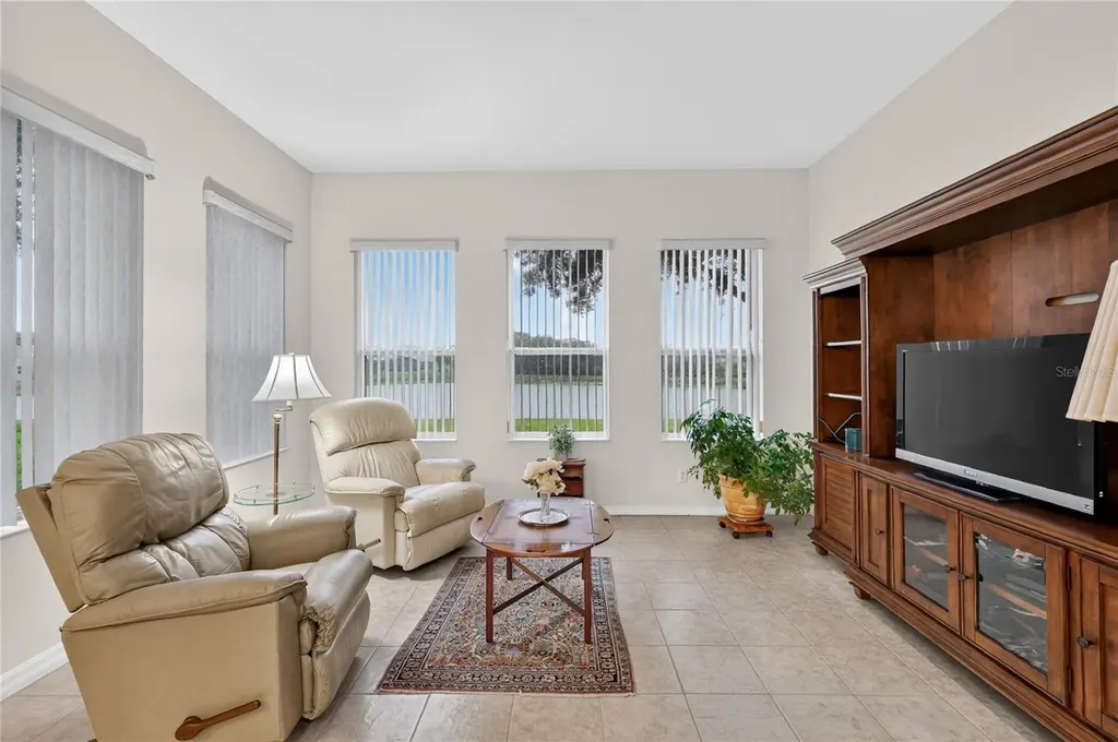 27131 Nostalgia Drive Leesburg FL 34748