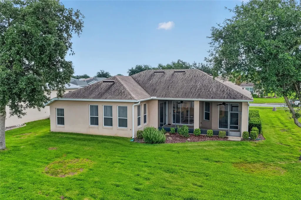 27131 Nostalgia Drive Leesburg FL 34748