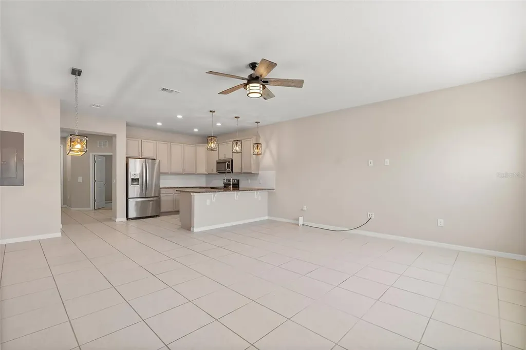 5046 Walker Street St Cloud FL 34771