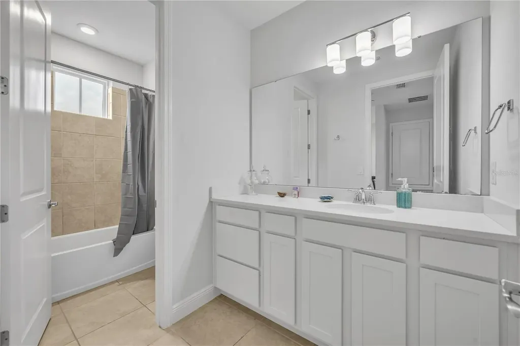 13433 Stoddart Avenue Orlando FL 32827