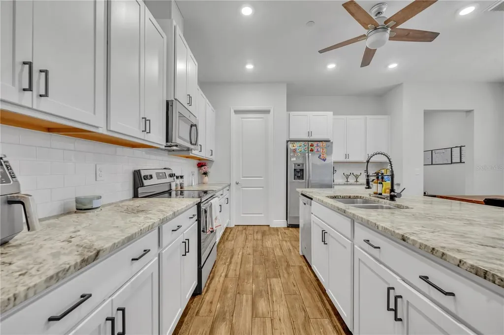 13433 Stoddart Avenue Orlando FL 32827