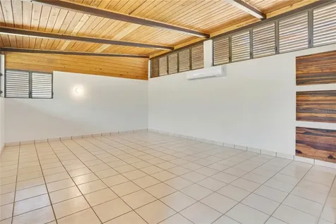 176 Calle Mimosa San Juan PR 00927