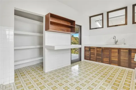 176 Calle Mimosa San Juan PR 00927