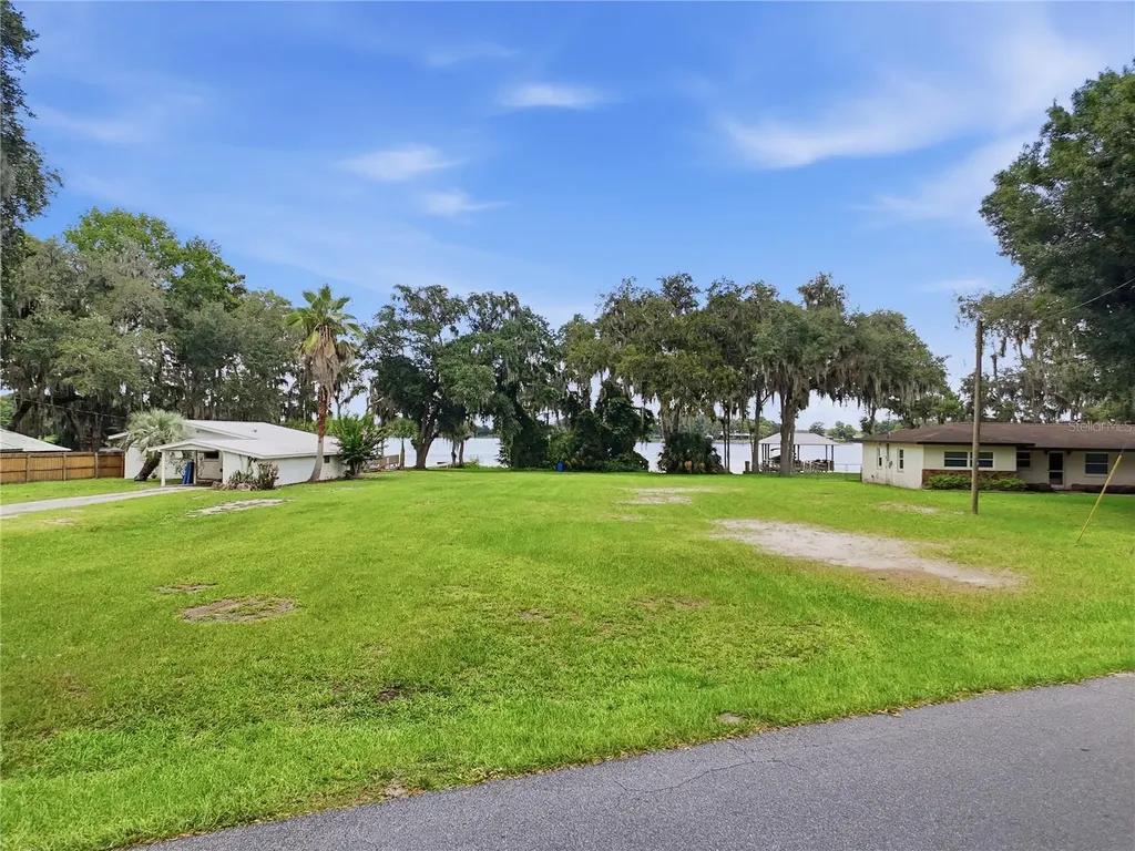 6941 S Aloysia Avenue Floral City FL 34436