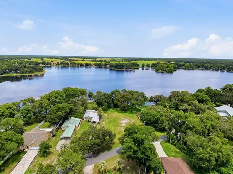 6941 S Aloysia Avenue Floral City FL 34436