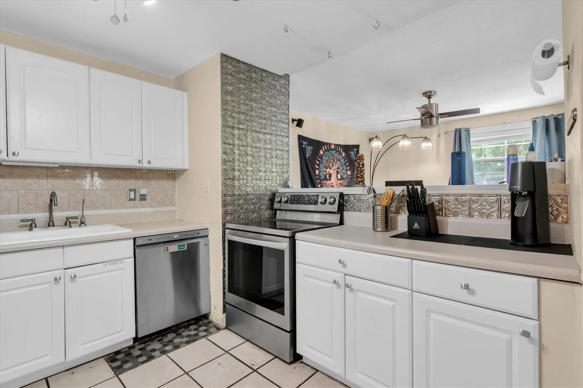 3443 21st Street N St Petersburg FL 33713