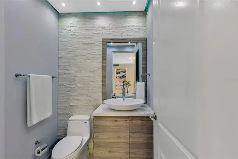 6690 Calle Turquoise Vega Alta PR 00692