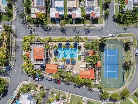 6690 Calle Turquoise Vega Alta PR 00692