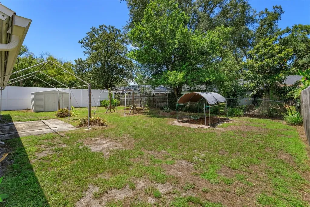 3325 Sassafras Court Orlando FL 32810