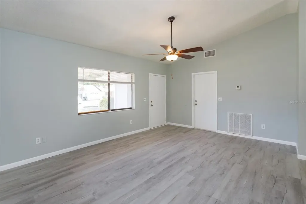 3325 Sassafras Court Orlando FL 32810