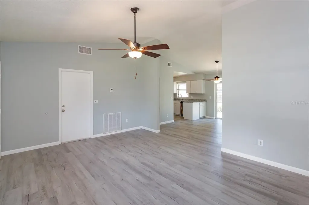 3325 Sassafras Court Orlando FL 32810
