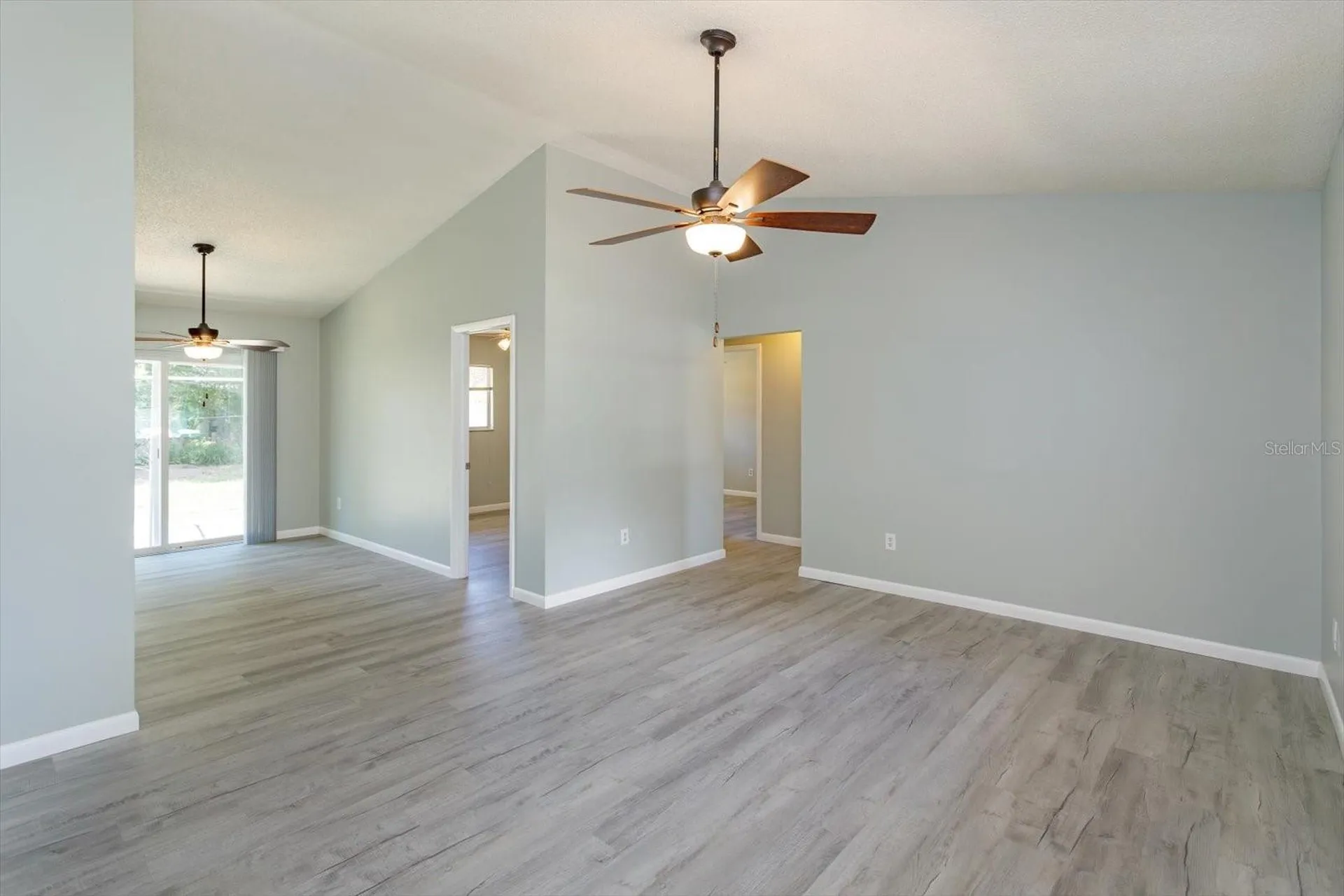 3325 Sassafras Court Orlando FL 32810