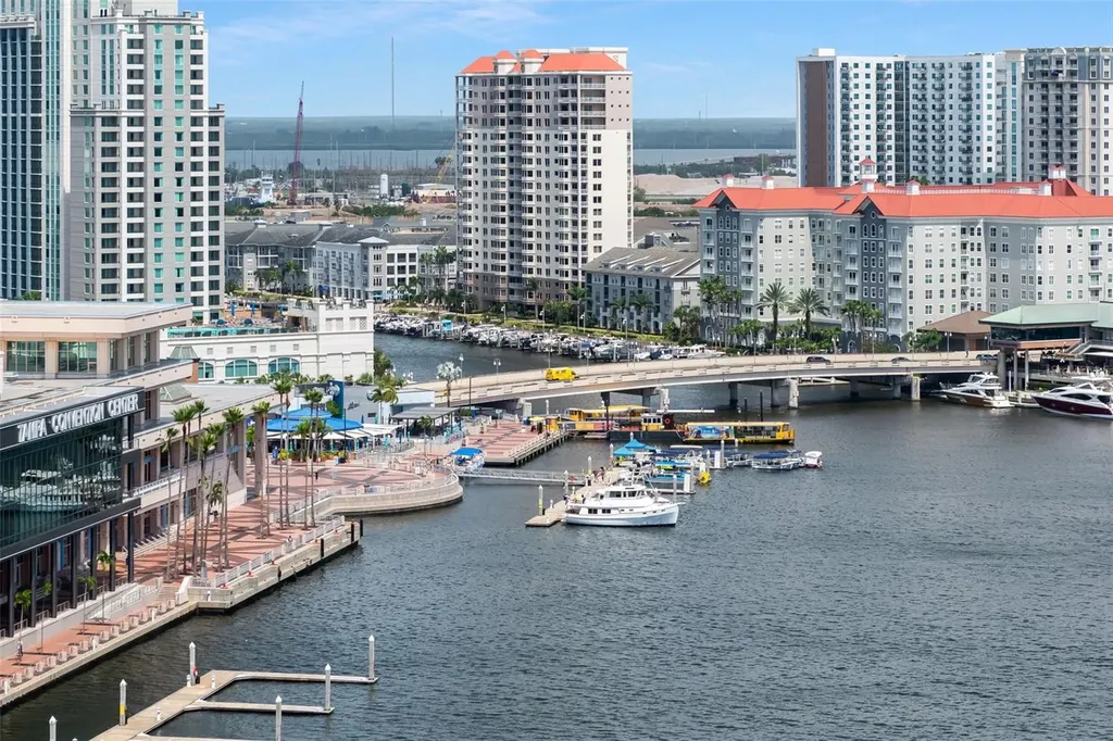 275 Bayshore Boulevard Tampa FL 33606