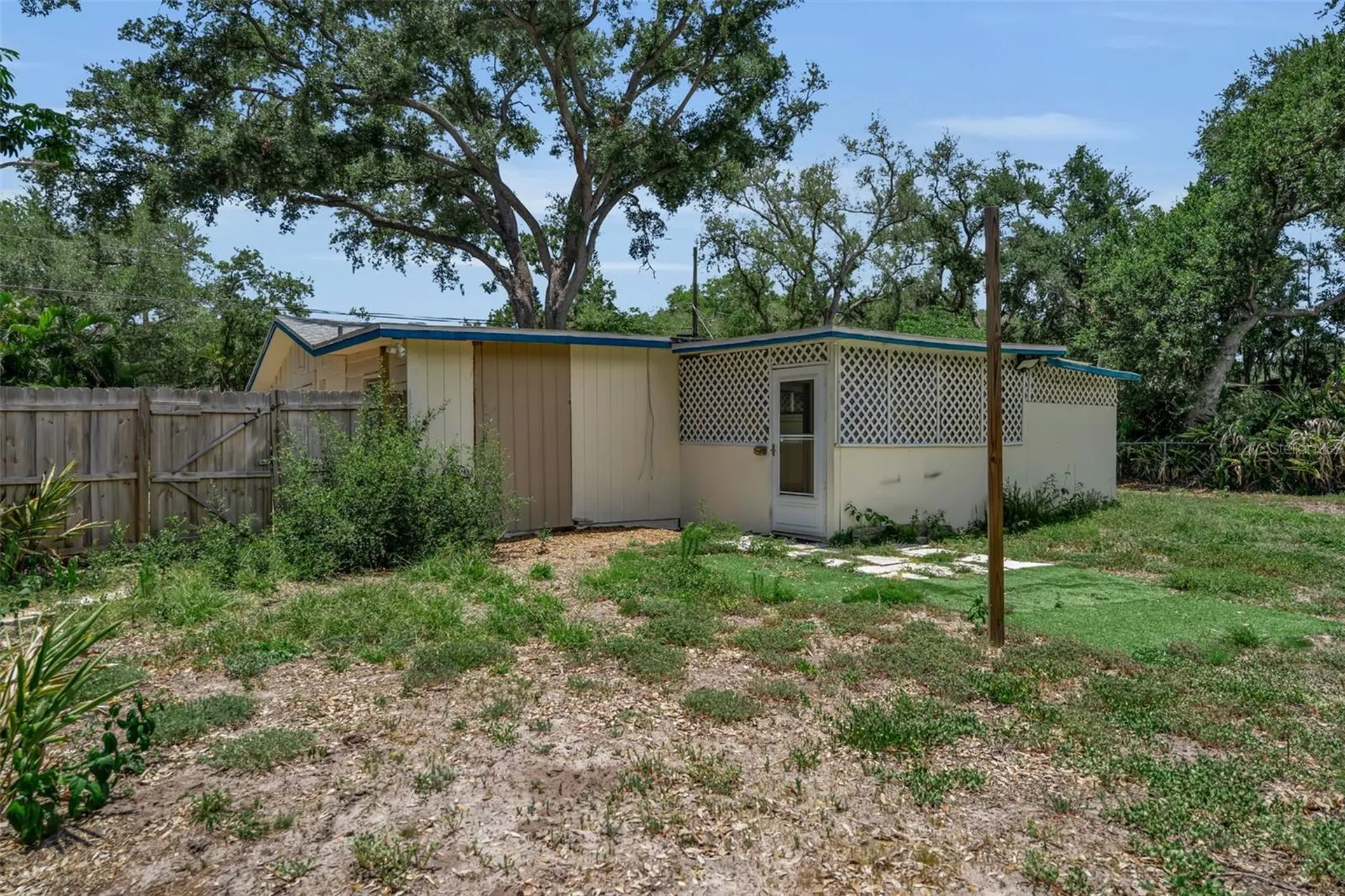 2223 Ingram Avenue Sarasota FL 34232