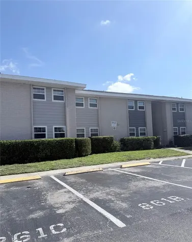861 Sky Lake Circle Orlando FL 32809